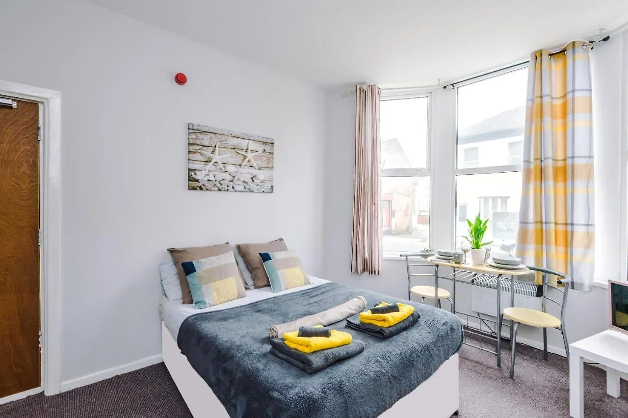 Empire Blackpool Apartments - Dickson Road