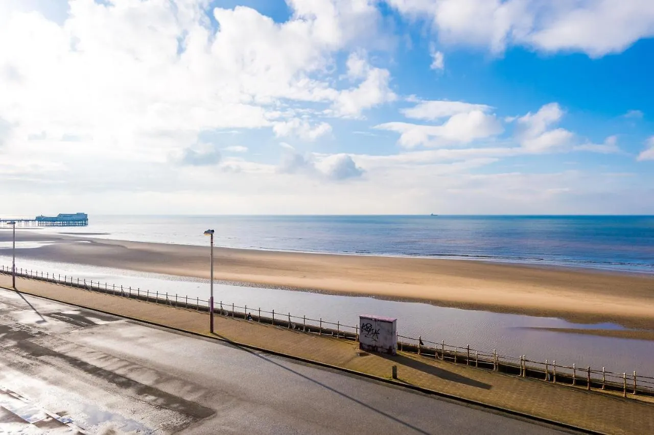 Empire Blackpool Apartments - Dickson Road