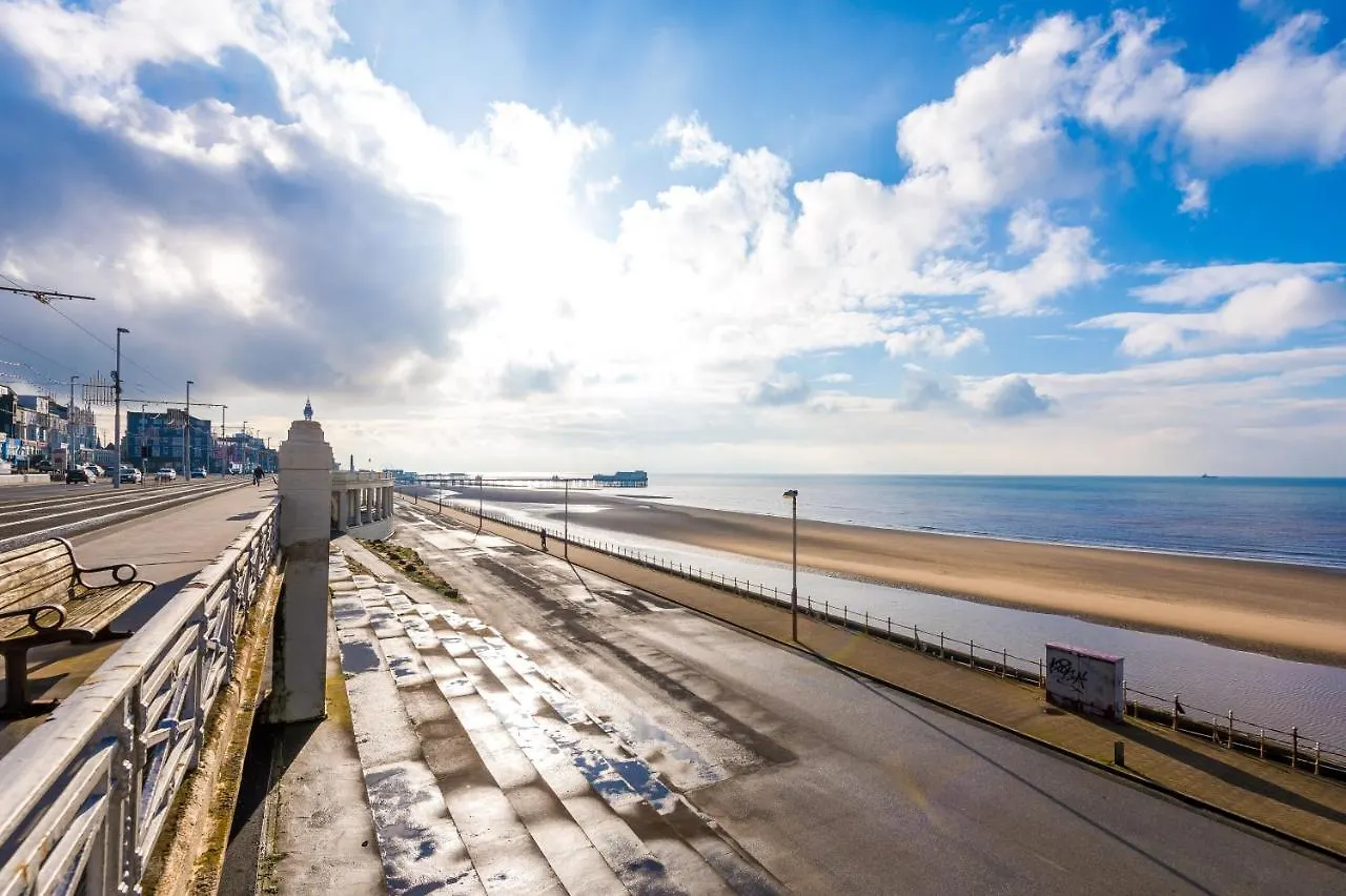 Empire Blackpool Apartments - Dickson Road